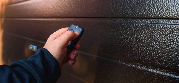 automatic door opener with remote control in East Hemet