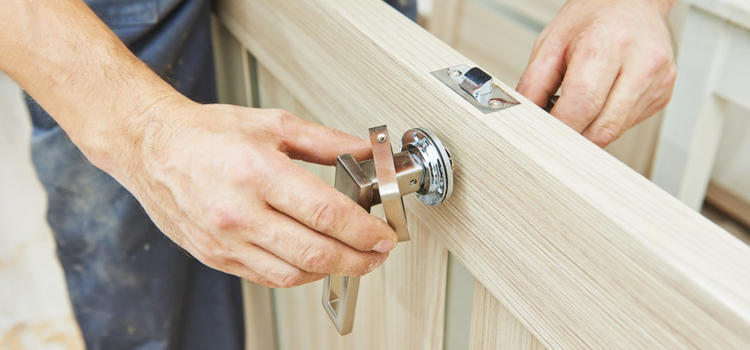 interior door repair East Hemet